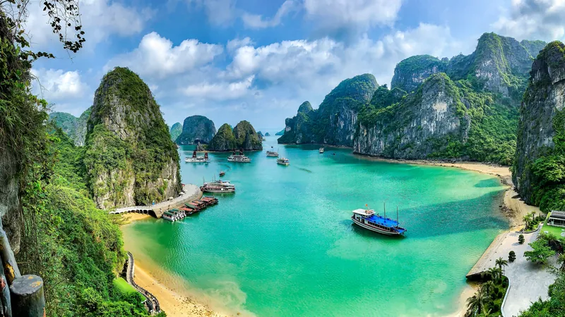 Ha Long